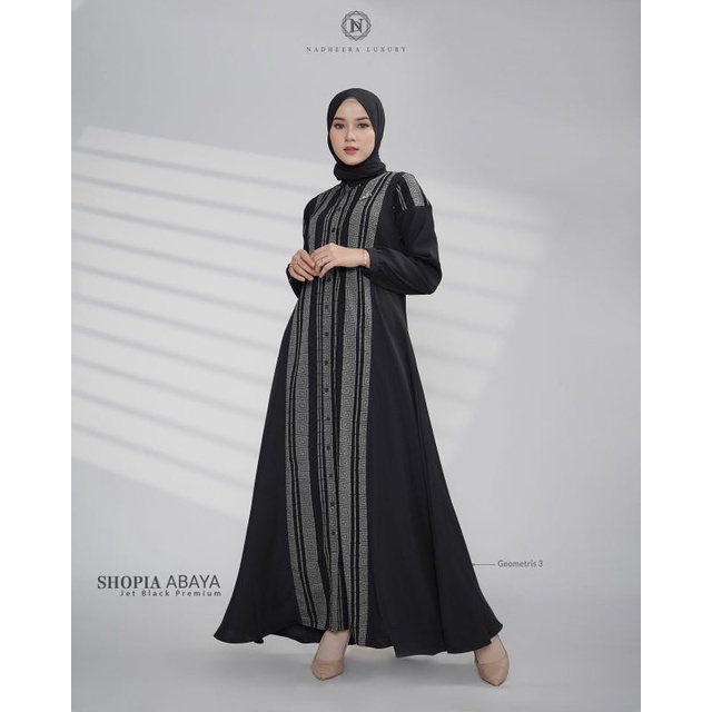 SHOPIA ABAYA by Nadheera Luxury