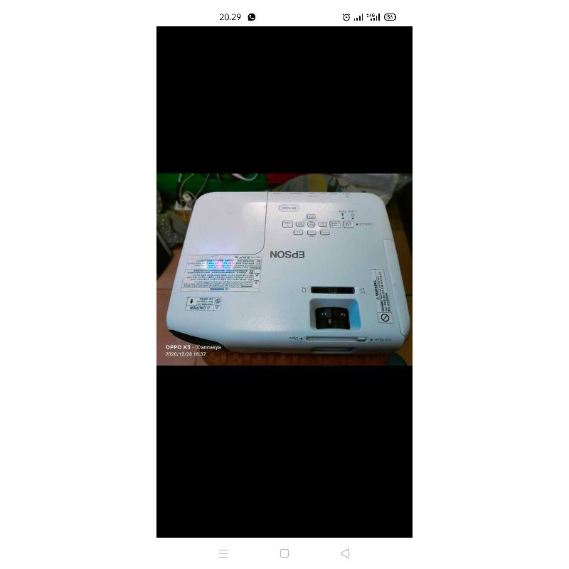 PROYEKTOR EPSON EB X200