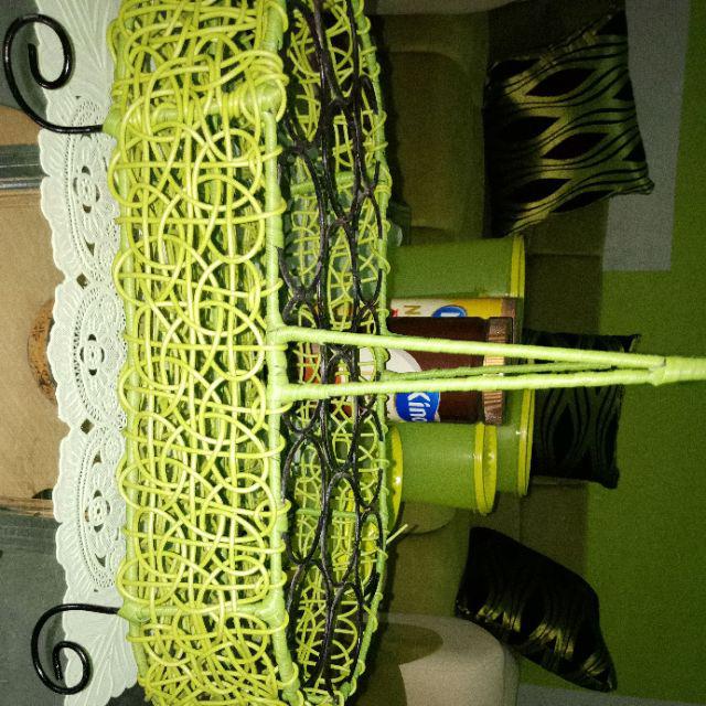 Keranjang Aqua 16 Cup Bentuk Oval Bertangkai - Keranjang Mountoya Cup 16 Rangka Besi Rotan Sintetis