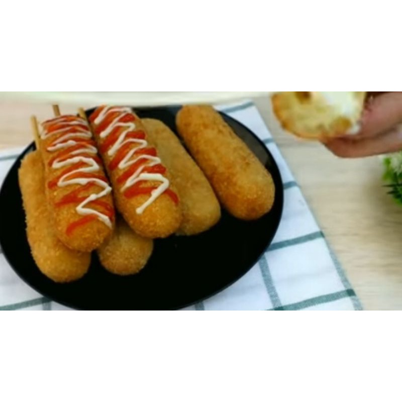 

corndog isi keju /sosis mozarela crispy luar mealting dalam