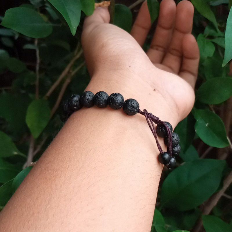 Gelang Ohm Batu Lava