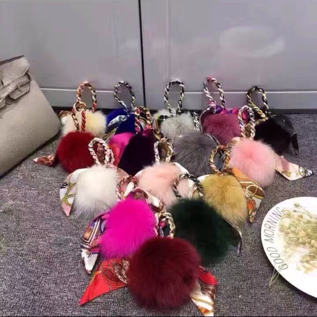 

Pompom Hermes
