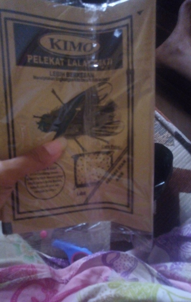 10 Lembar Lem Lalat Pelekat Lalat Sakti Kimo