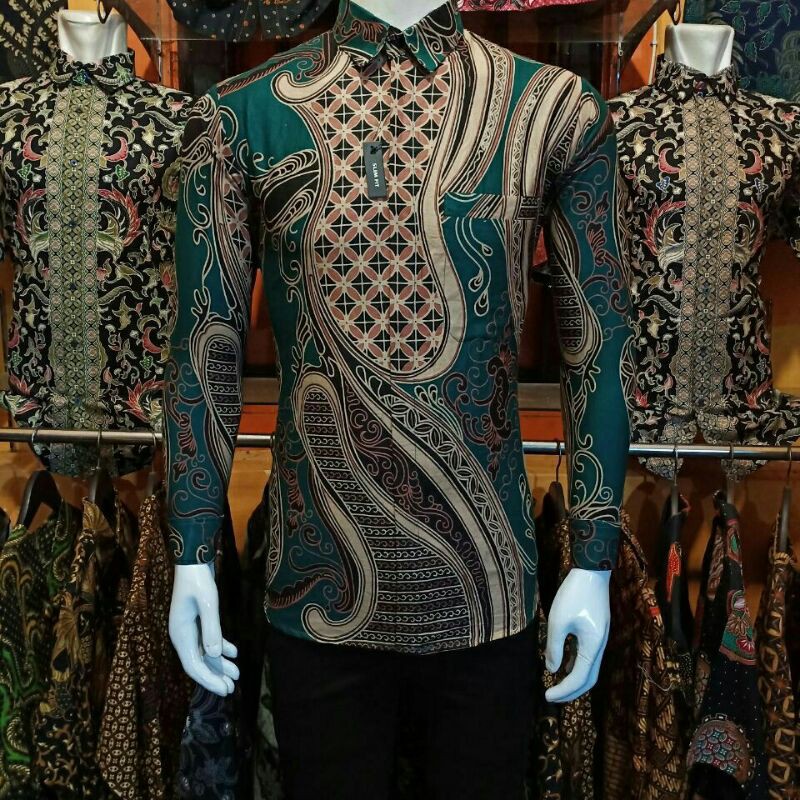 KEMEJA BATIK SLIMFIT BANYU MILI