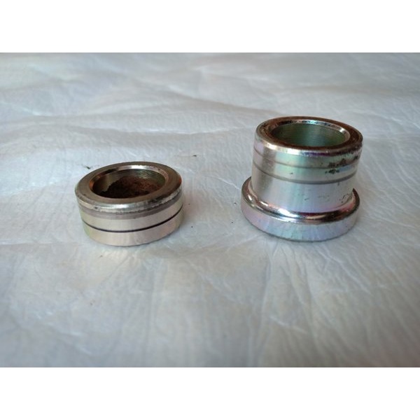 Bos Bosh swing arm as roda blakang collar bosh swing arm roda blakang Honda airblade