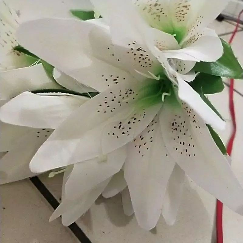 bunga lily artificial cabang 9 bunga hias import