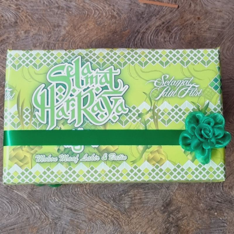 Hampers Lebaran BTS / Kado Lebaran BT21 / Parcel Idul Fitri