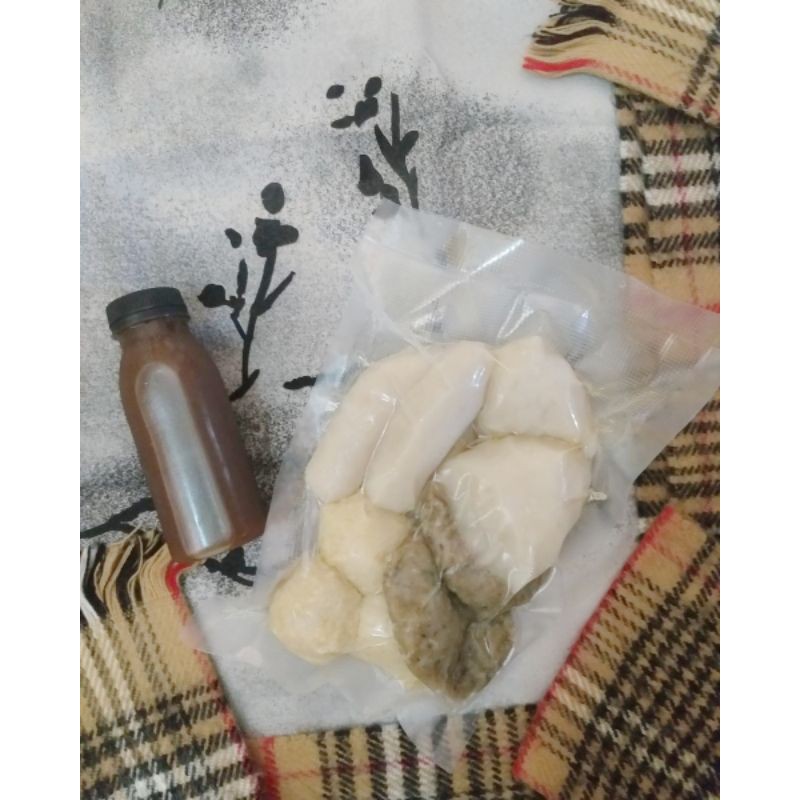 

Pempek Unyil Asli Palembang isi 10 Pcs