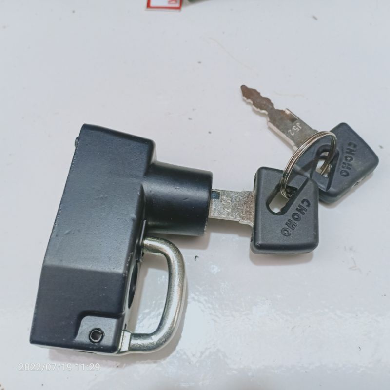 kunci helm helmet holder Yamaha v50 v70 v75 v80 superdeluxe excellent robot L2G L2S rx100 L2sn