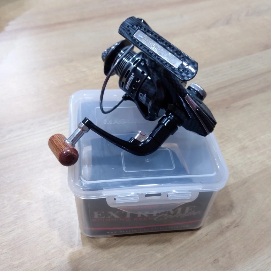 REEL MAGURO EXTREME COMPE