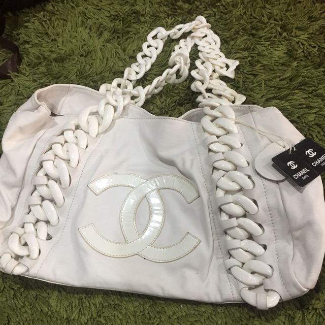 Tas PL Chanel warna Putih Minus Noda