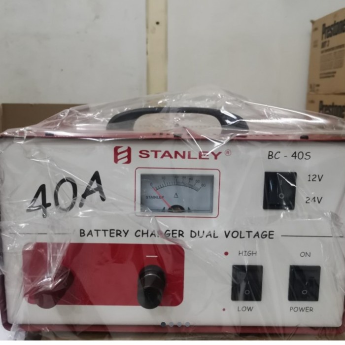 CHARGER AKI STANLEY 40 A./CHARGER STANLEY BC 40A