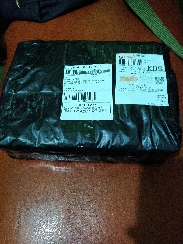 Brankas Mini Bentuk Buku Kotak Penyimpanan Uang Barang Bentuk Kamus Novel Safety Box Hidden Storage