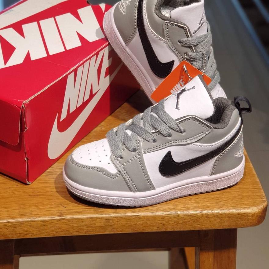 Big Sale Sepatu Anak N*ke Dior Low Kids/Sepatu Anak Grade /Sepatu Anak BNIB