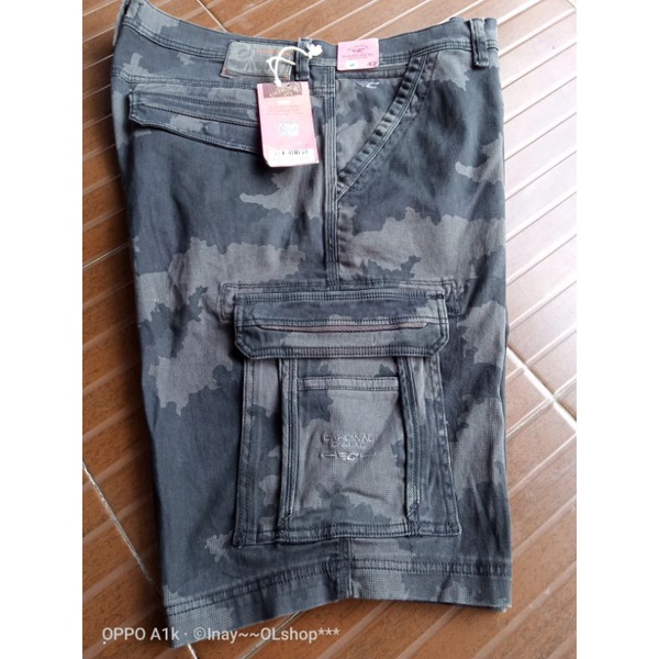 Celana Pendek Cargo Cardinal size jumbo 40-44