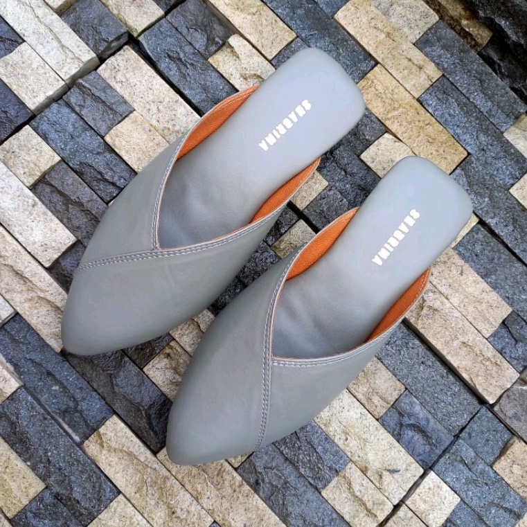 Shabrina Anisa Gray Sepatu Big Size Jumbo 41-45