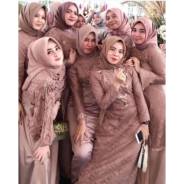 Paket Seragam Keluarga Bridesmaids Satin &amp; Tile PART 2