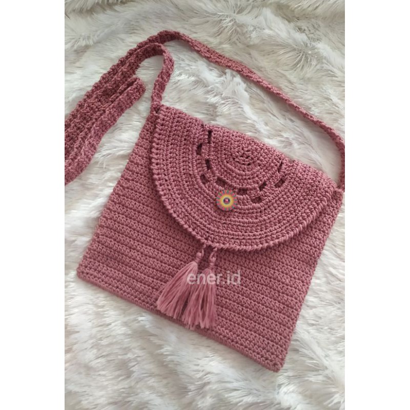 Tas Rajut Tasel / Bohemian crochey bag