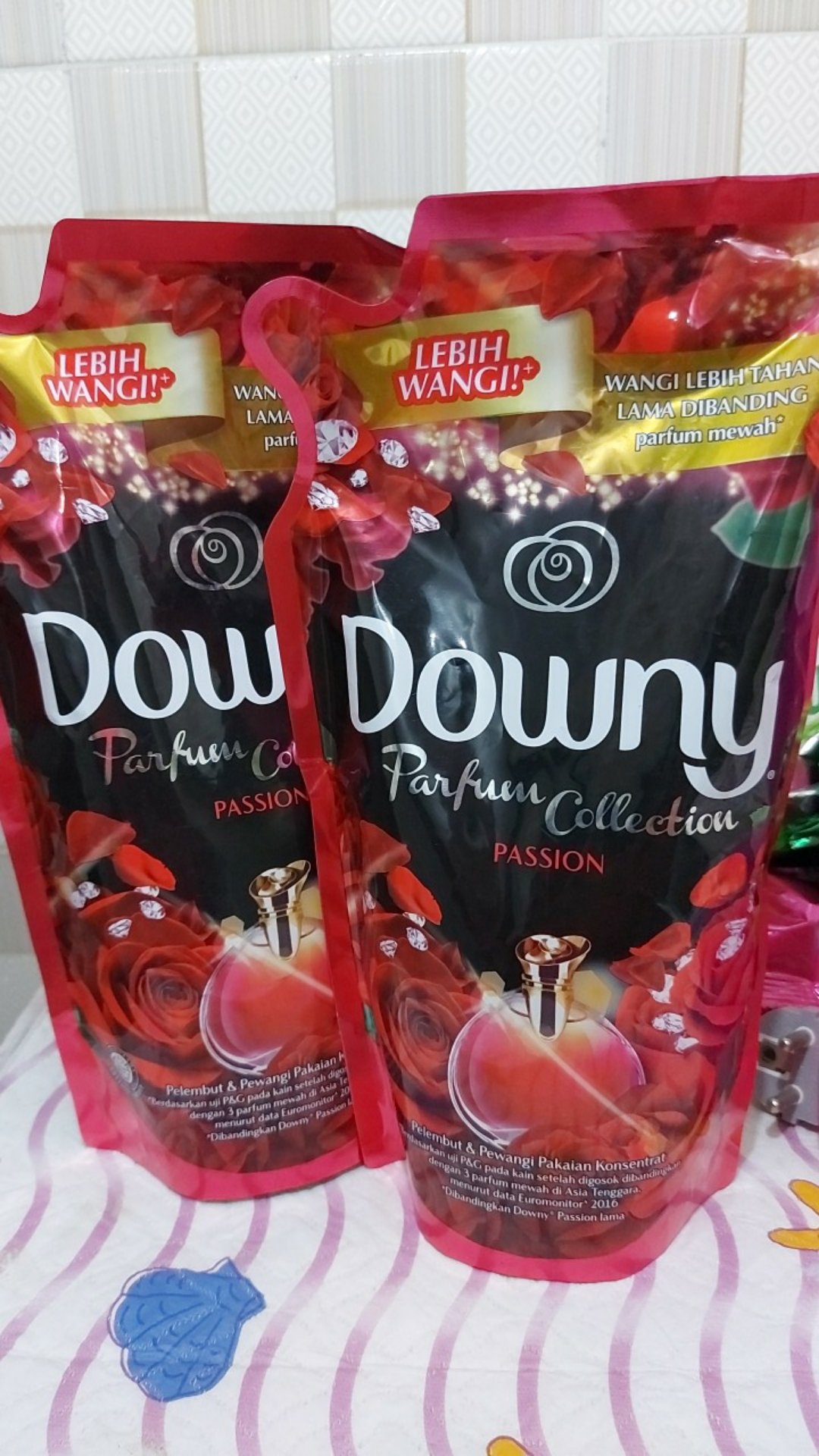 Softener Downy/sabun Pembilas Anti Noda /pewangi Pakaian Kemasan 720ml Aroma Passion