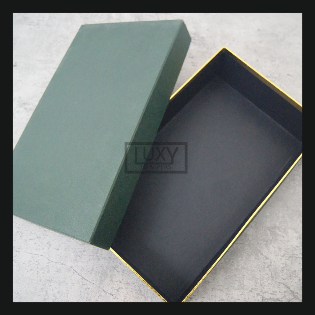 

Box Custom / Kotak Kado / Hard Box / Gift Box / Packing / Kotak Hadiah / Box Kue Kering / Hampers