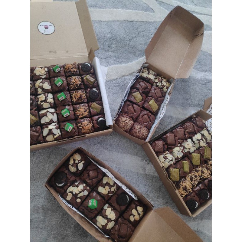 

Fudgy brownies/ brownies sekat / shiny brownies