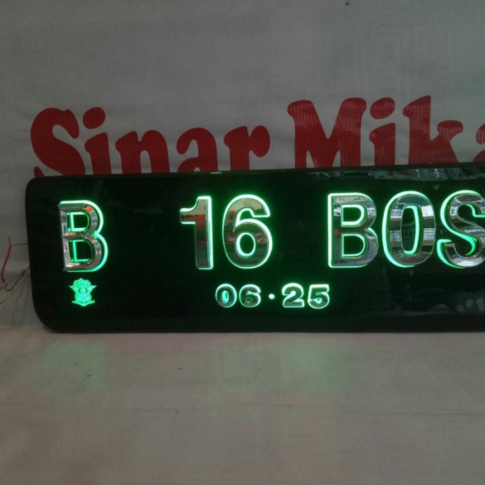 dudukan plat nomor mobil /huruf timbul chrom