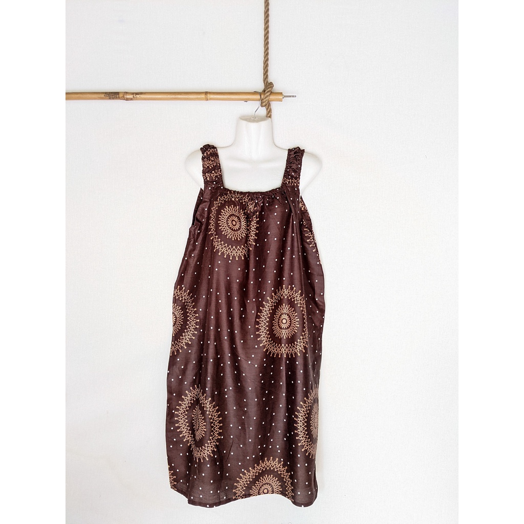 Daster Yukensi Jumbo LD 120 Baju Tidur Tanpa Lengan Tali Satu Kimono Sleepwear-Brown Circle