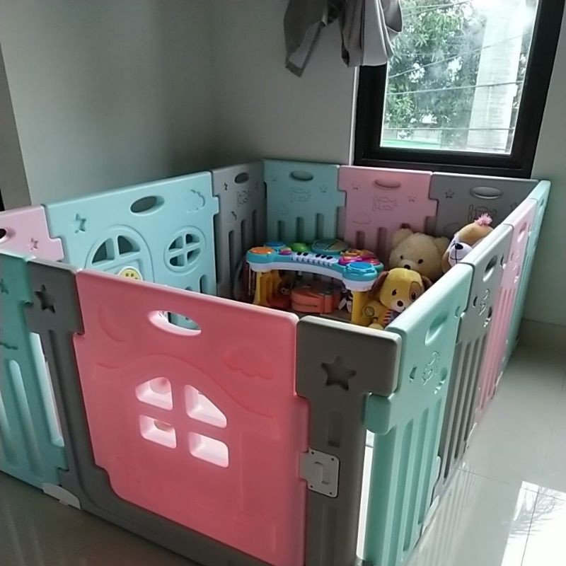 PRELOVED Lumba fence & playmat