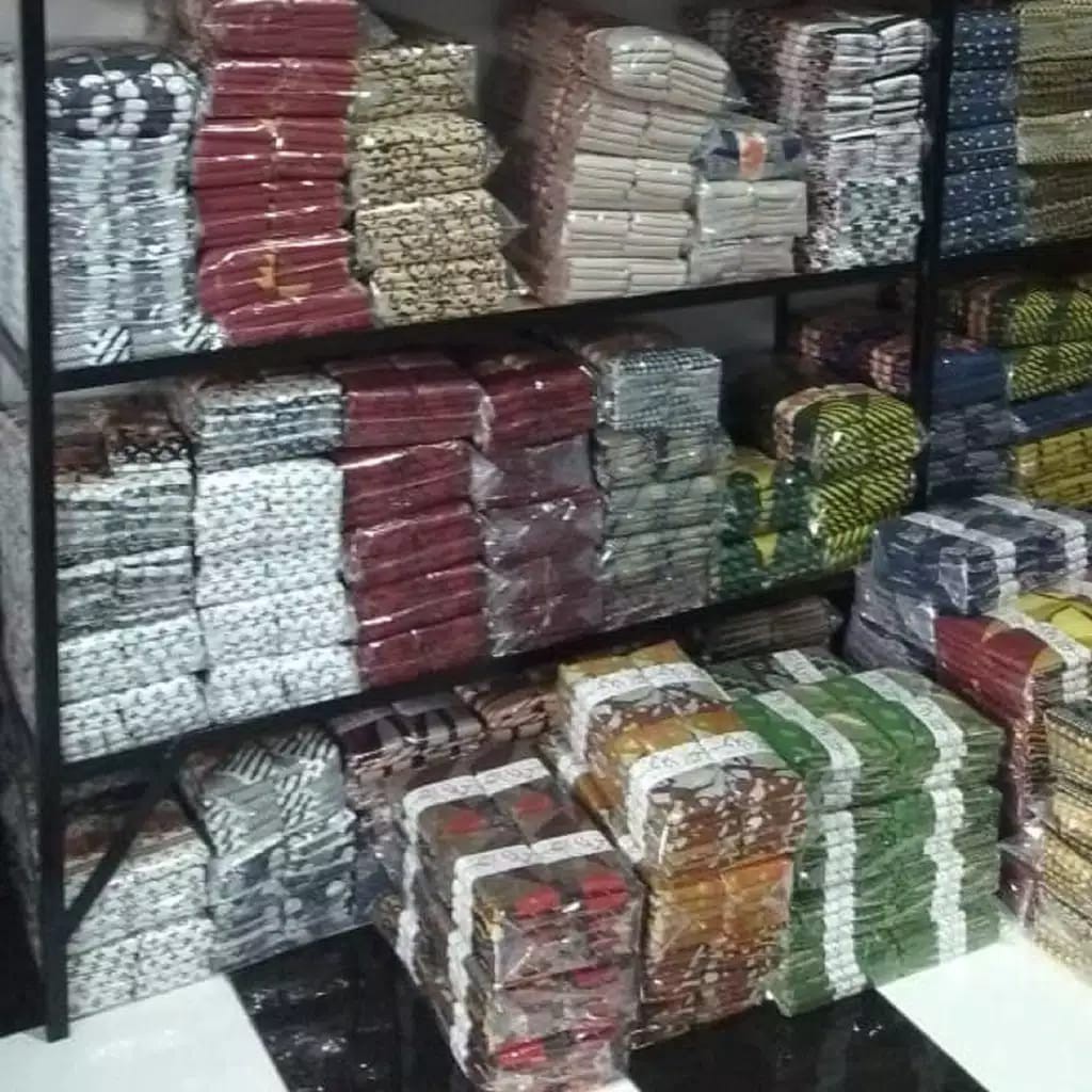 ECER - JILBAB SEGIEMPAT WOLPEACH WOLFIS MOTIF MACAN LEOPARD +- 115 X115-6