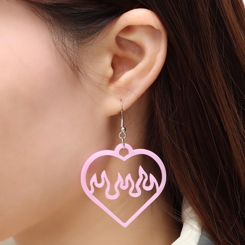 Lily Acrylic Womens Earrings Fashion Geometri Lucu Berongga Keluar