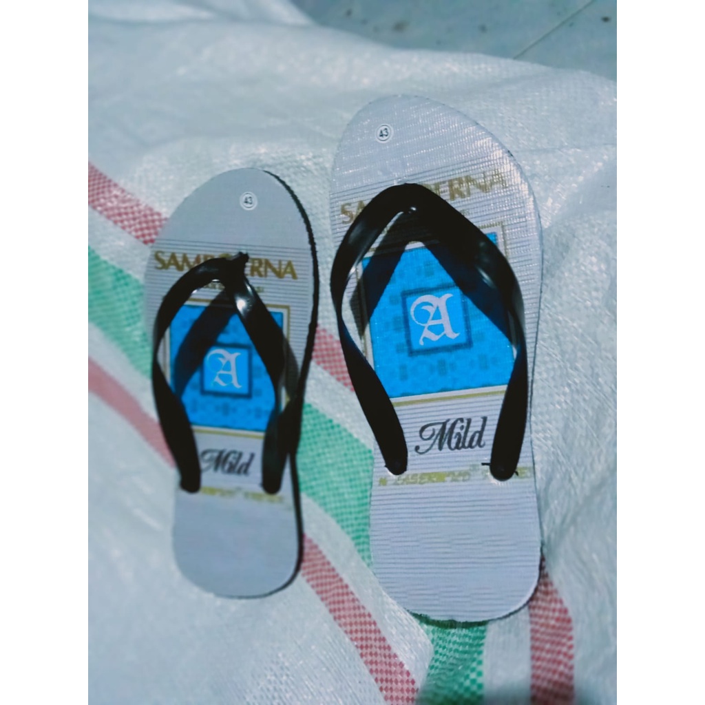 Sandal jepit motif rokok terbaru