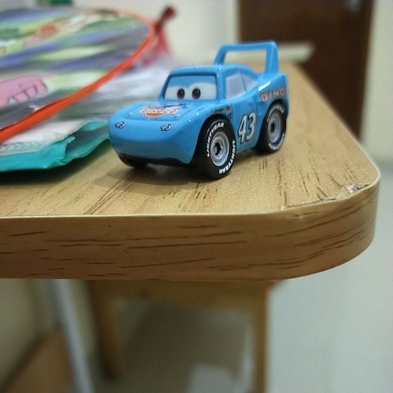 cars mini racers king dinoco