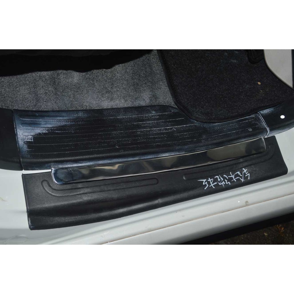 Paket Sillplate / Sill Plate Samping dan Belakang Karimun Wagon R Hitam