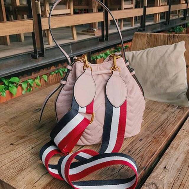 New Arrival  ♥
Gucci Marmont Bucket Bag #19001