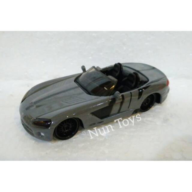 Diecast Mobil Dodge Viper Warna Abu Street Tuners