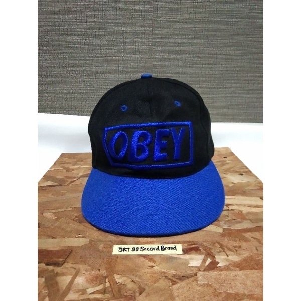 Topi Obey import original