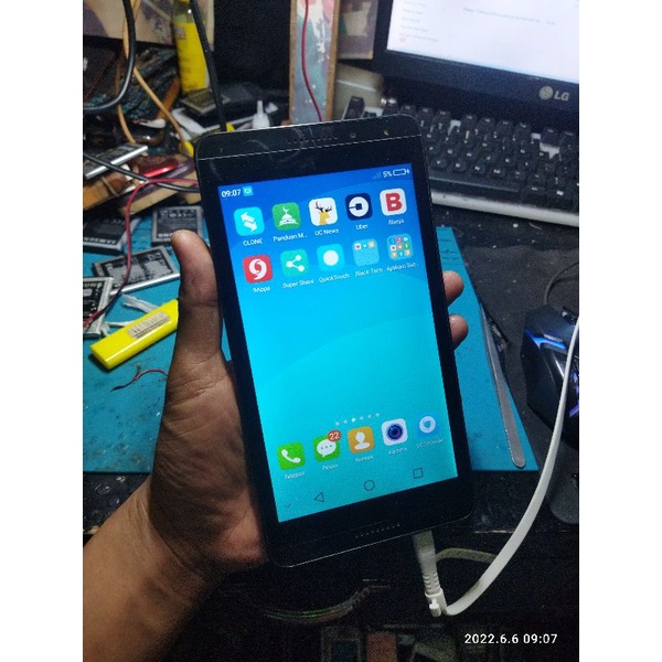 Tablet Advan i7 Plus Ram 2gb 16gb normal