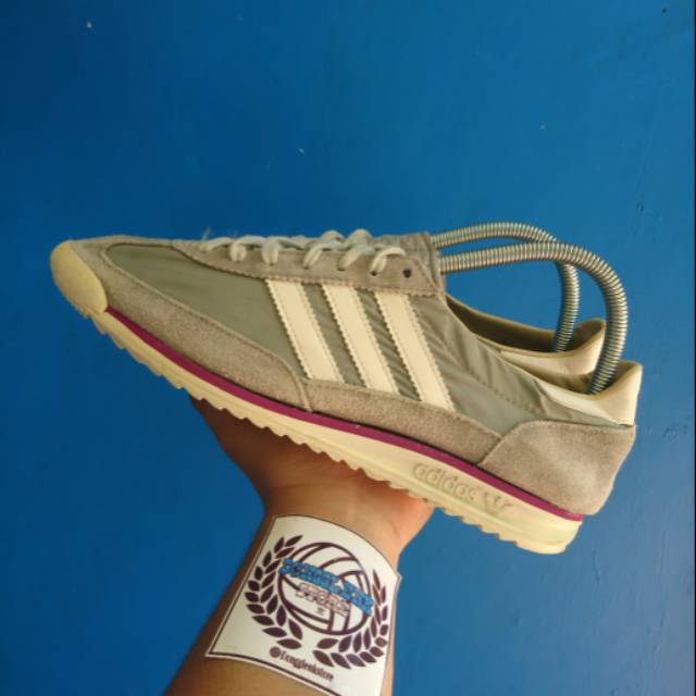 Adidas Superlight 72