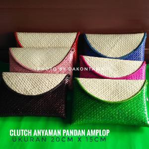 DT-1705 Dompet Pesta Anyaman Pandan Model Amplop Size S 20 x 13 cm