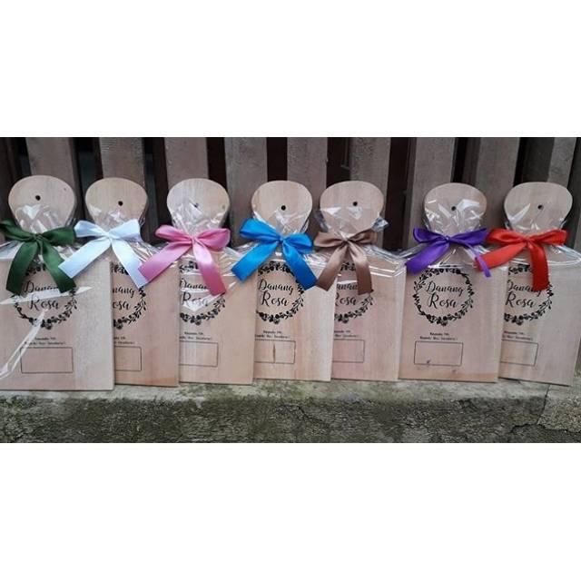 Souvenir talenan kayu  / souvenir pernikahan