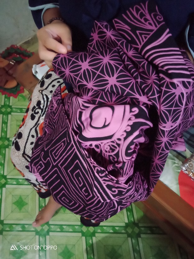 Batik Pria Uwer Dasaran Ungu Lapis Furing Reguler Fit M L Xl / Masbatiksolo