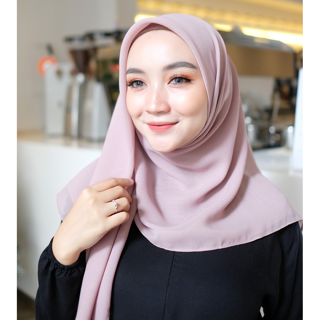 Vallina Outfit - Hijab Segi Empat Polos | Basic Plain Jilbab Bella Square Pollycotton Premium-Coksu