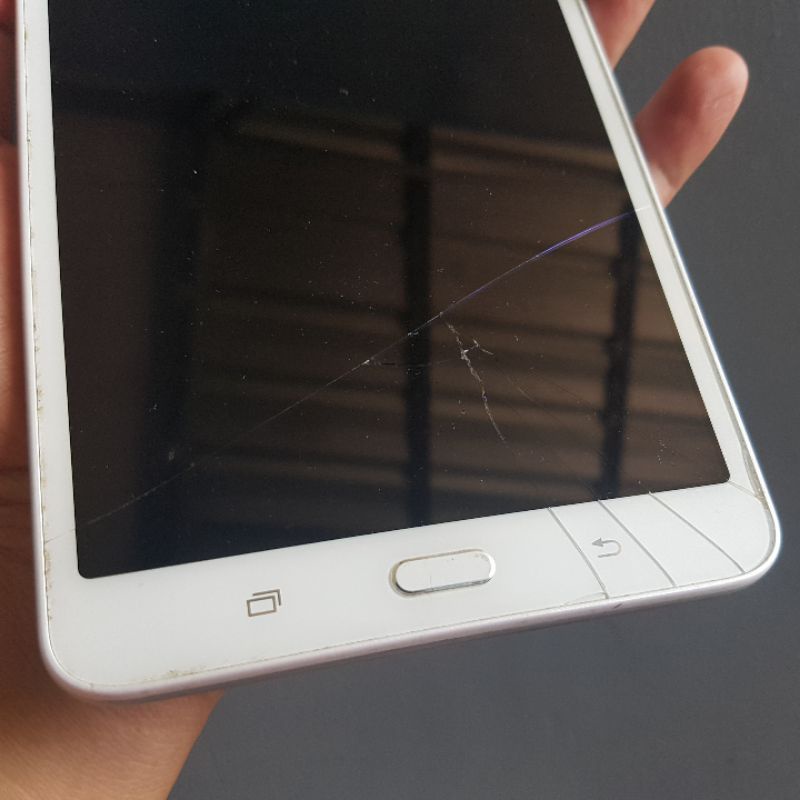 Samsung Tab A 2016 4G LTE SM-T285-4
