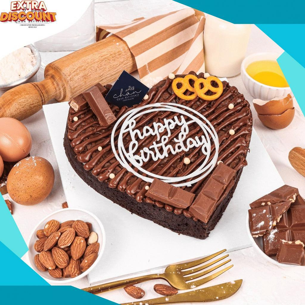 

MURMER Brownies Hati Valentine Kado Valentine Gift Nutella Birthday Brownies Chan Patisserie Size 2cm