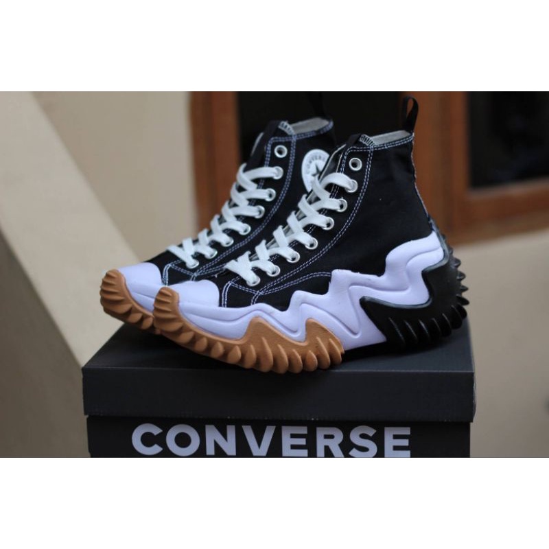 Converse Run Star Motion