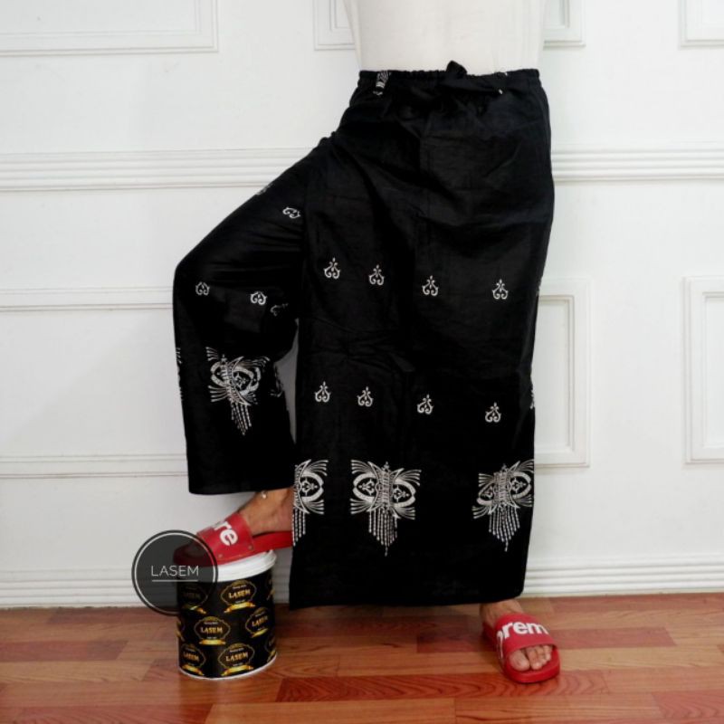 Celana Sarung Pintu Aceh / Sarung Celana Batik / Celana Sarung Hitam