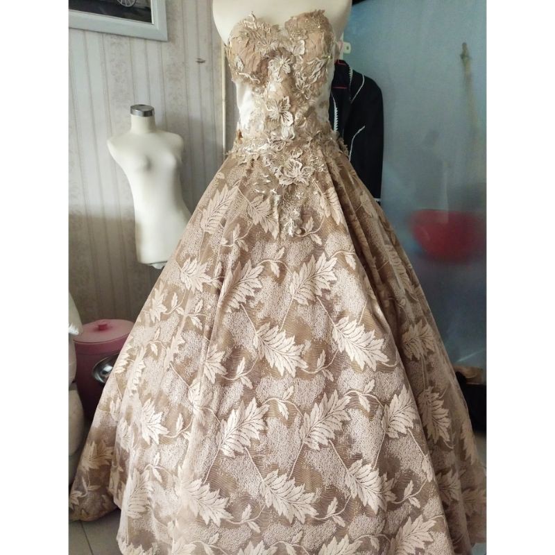 Gaun pesta gold / gaun prewedding second /   gaun prewedding preloved / dress prewedding gold
