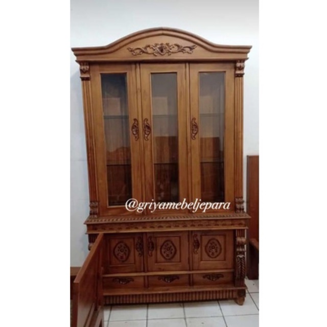 Lemari buku ukir kayu jati jepara