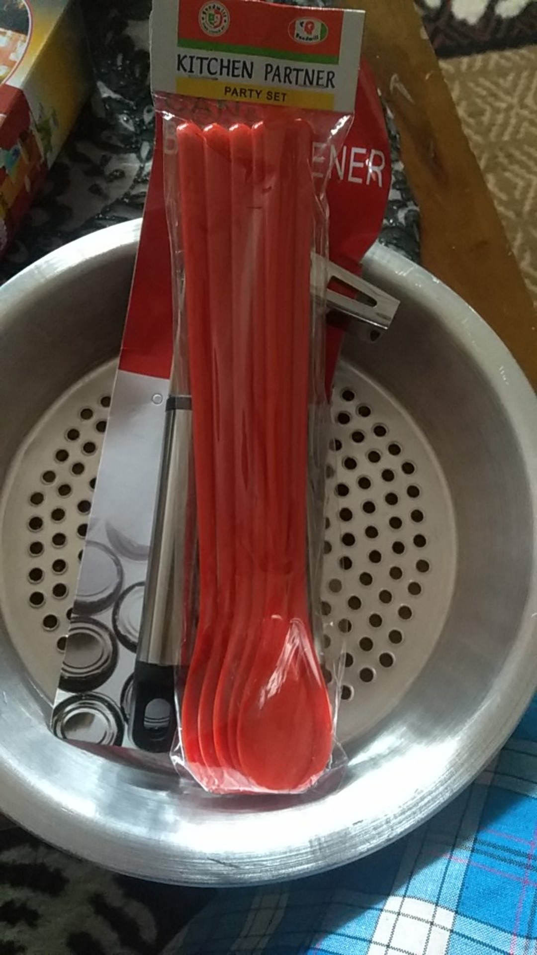 Sendok Teh Dan Es Buah Plastik Panjang