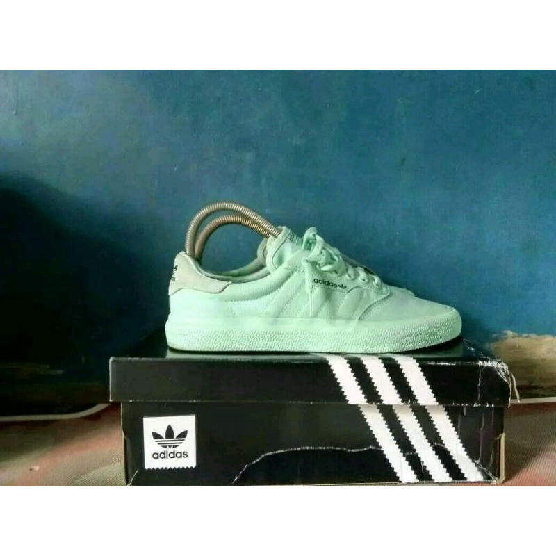 adidas 3mc skateboarding